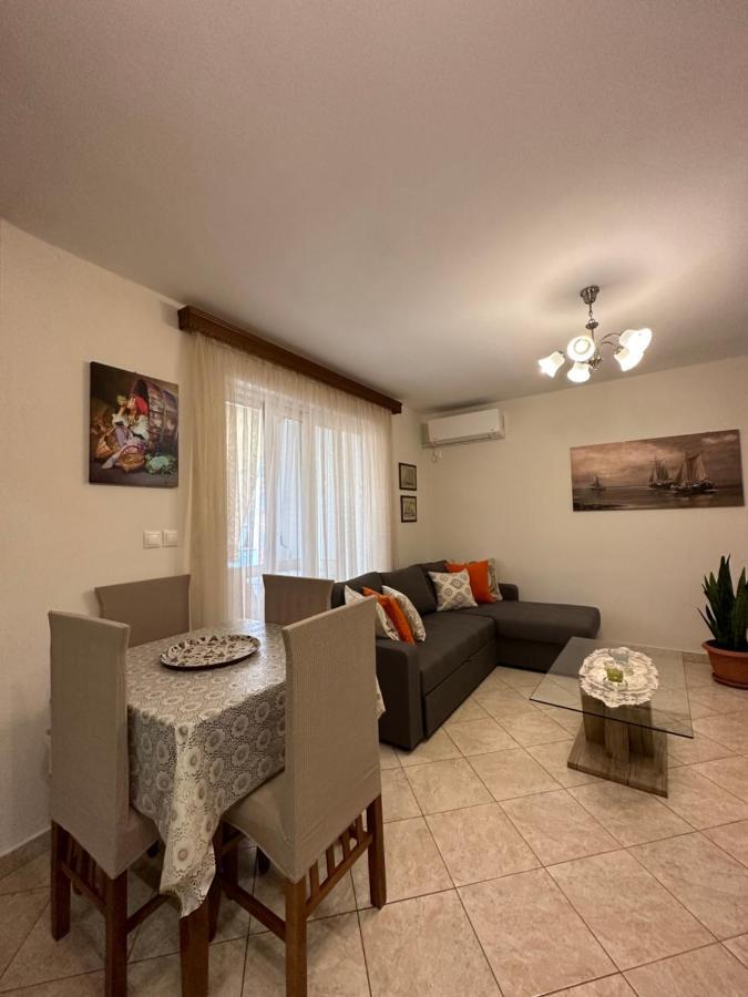 B&S Saranda Apartment Kültér fotó